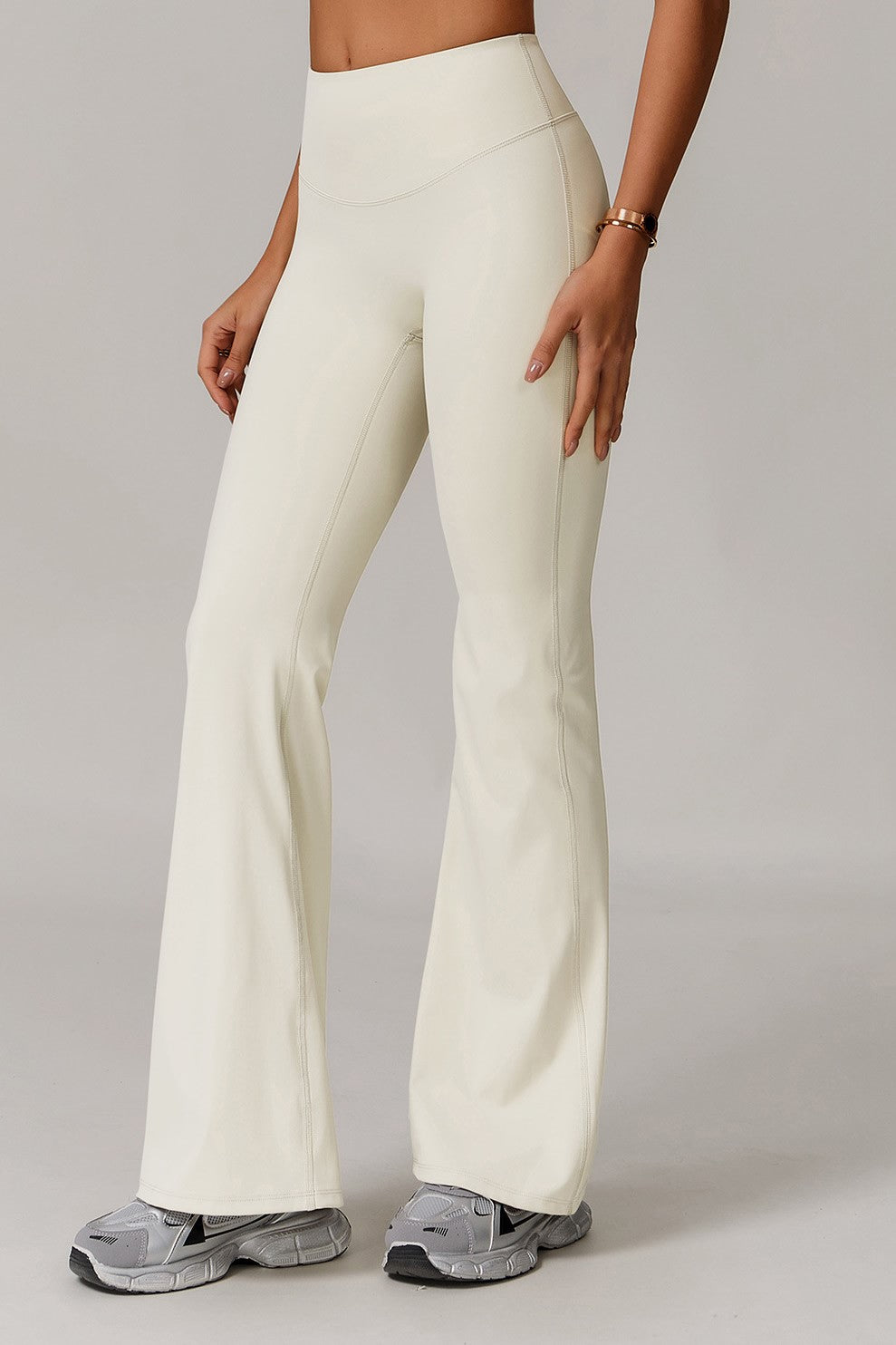 Juno Flared Leggings in Ivory