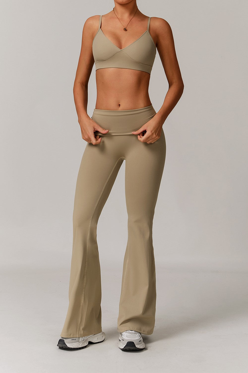 Gaia Flared Leggings in Khaki