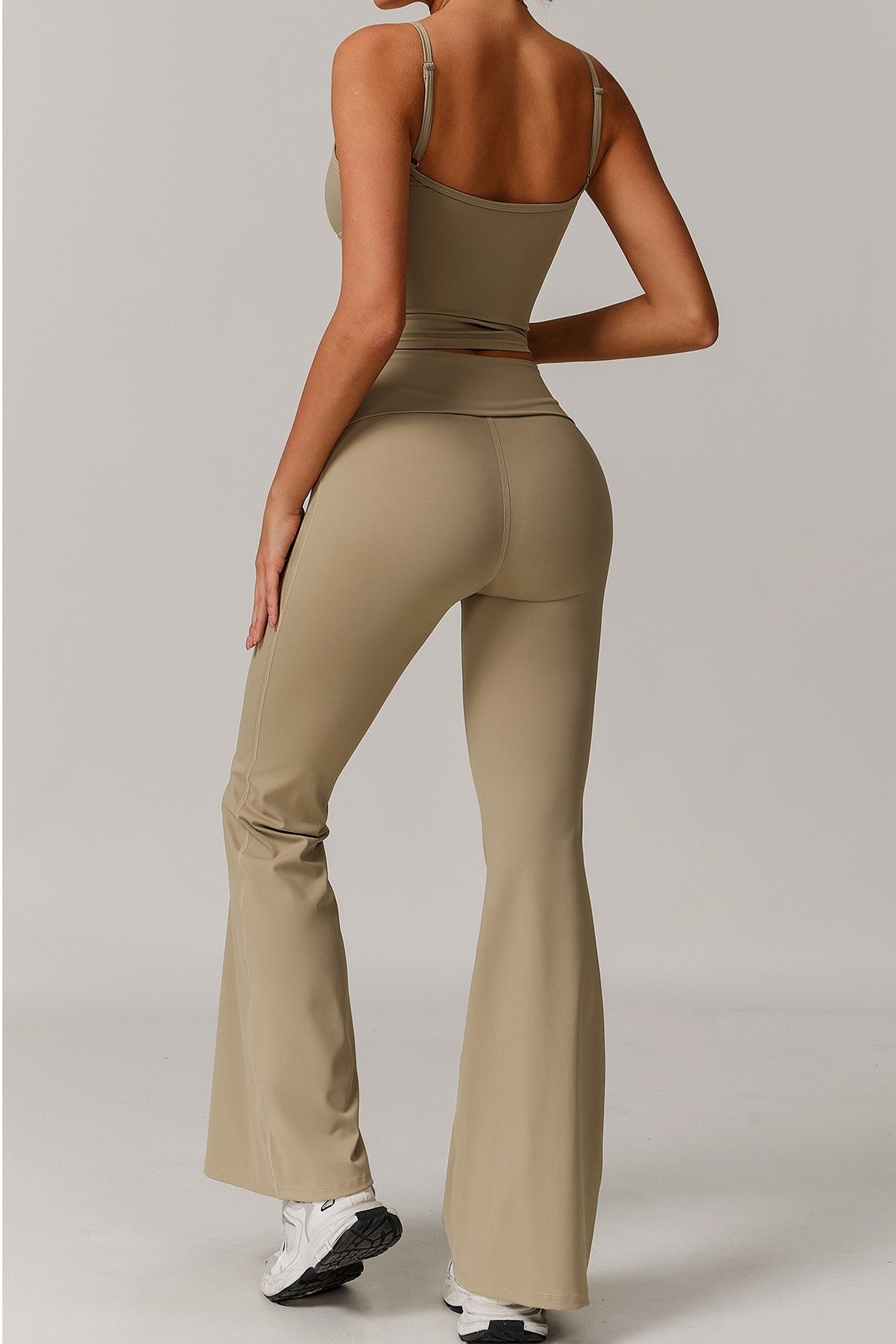 Gaia Top in Khaki