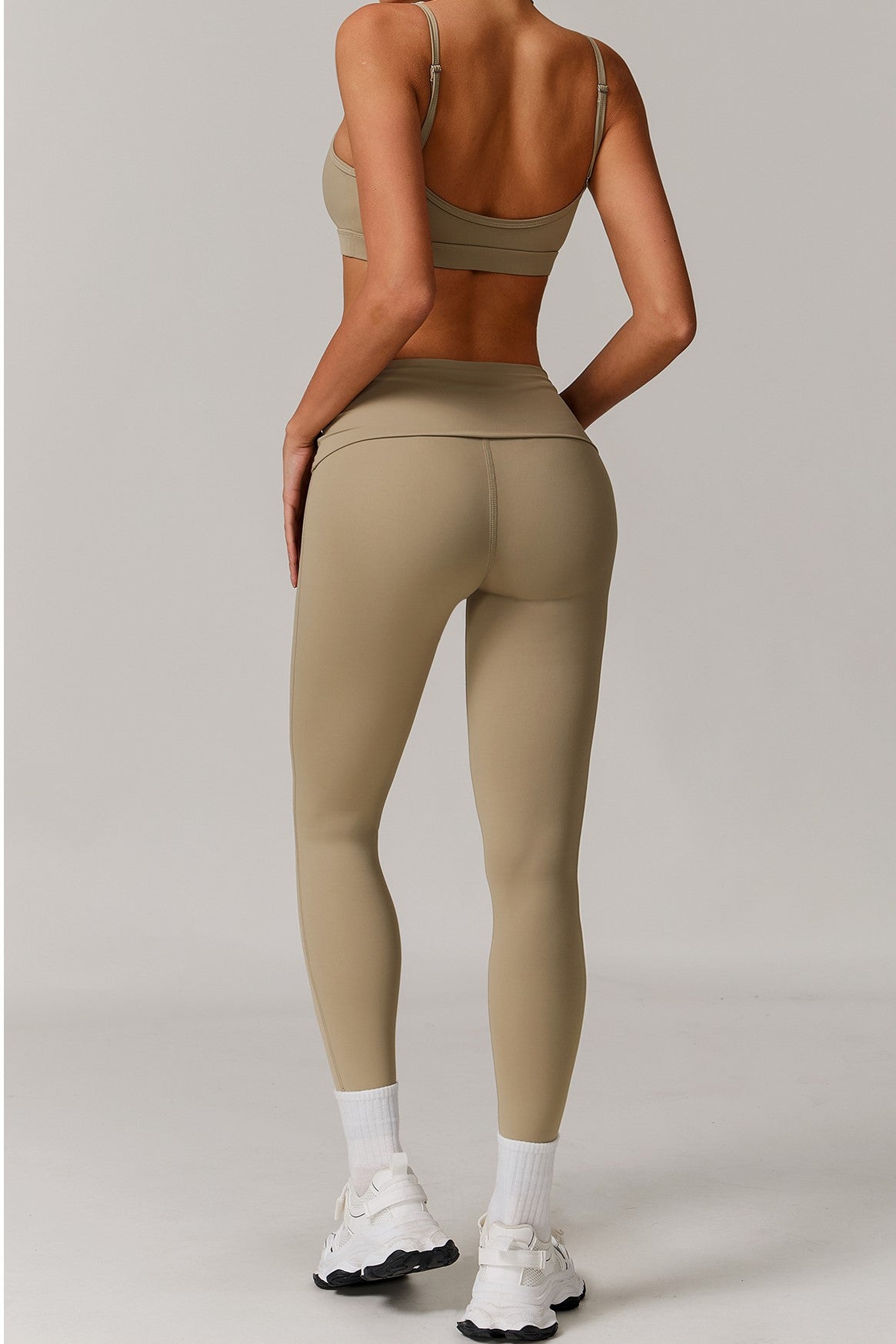 Gaia Leggings in Khaki