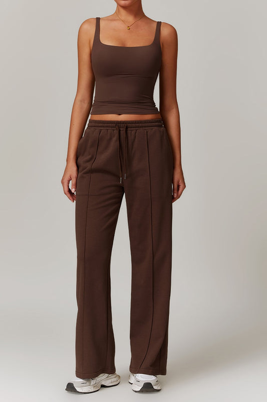 Rhea Sweatpants in Brown