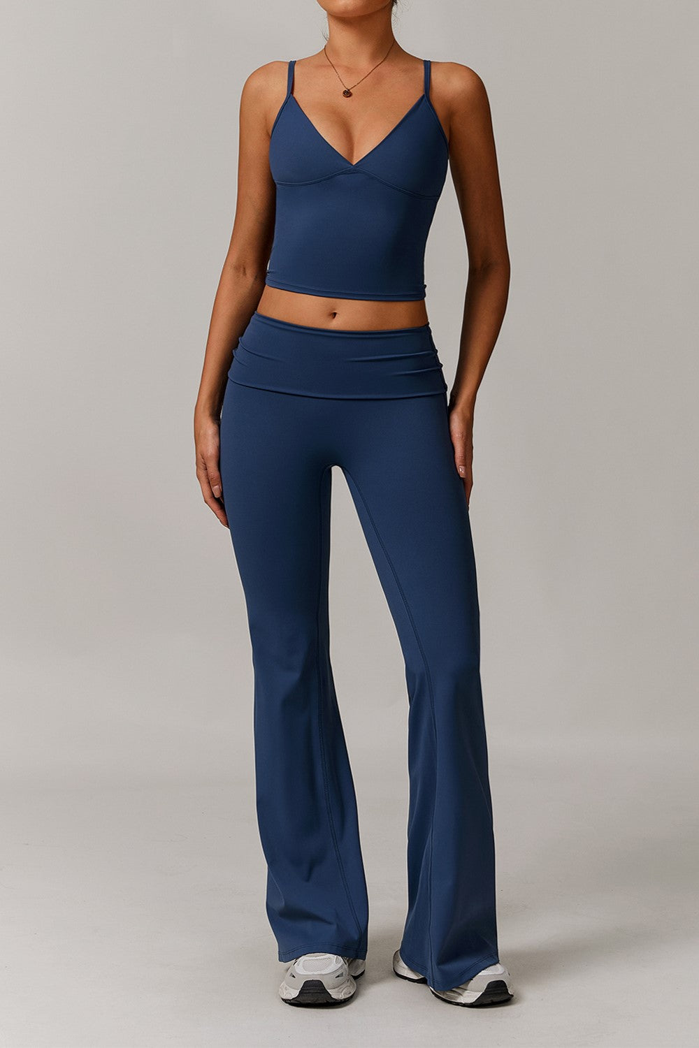 Gaia Top in Navy