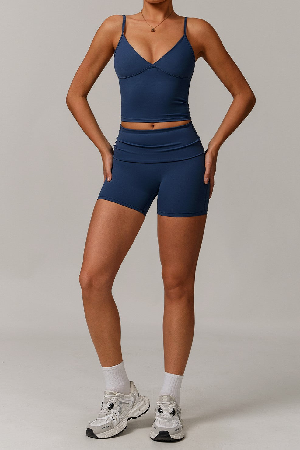 Gaia Shorts in Navy
