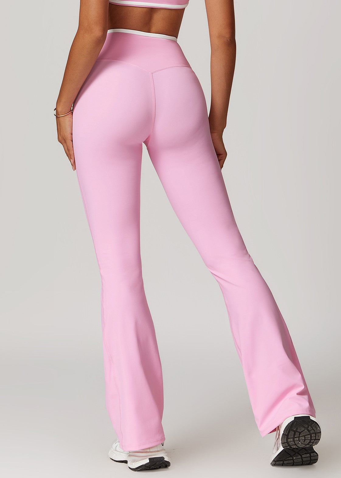 Hera Flared Leggings in Pink