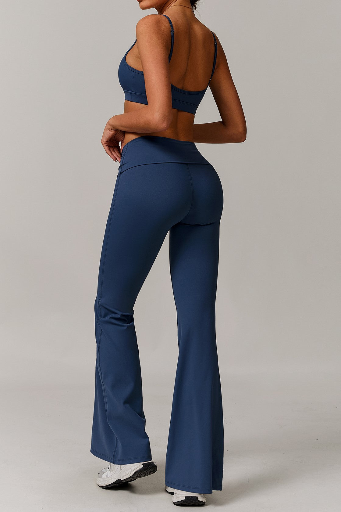 Gaia Flared Leggings in Navy