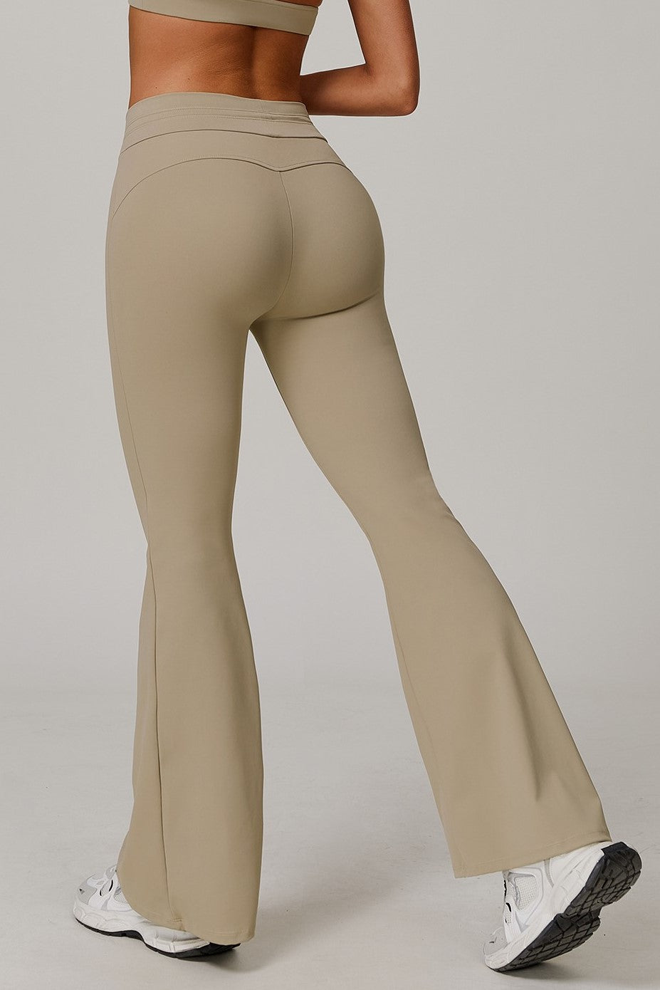 Aphrodite Flared Leggings in Khaki
