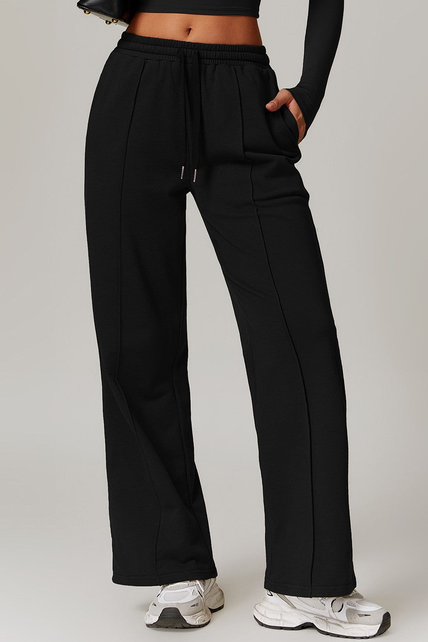 Rhea Sweatpants in Black