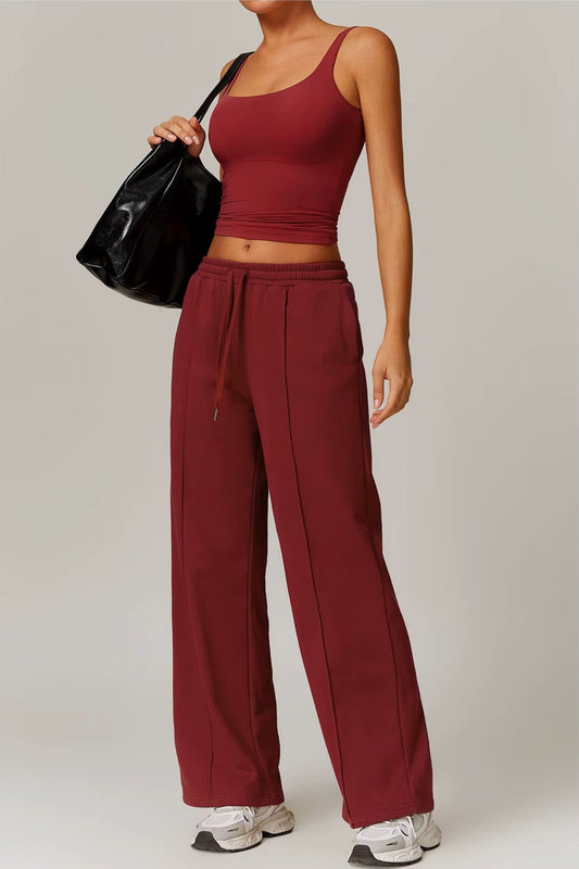 Rhea Sweatpants in Red